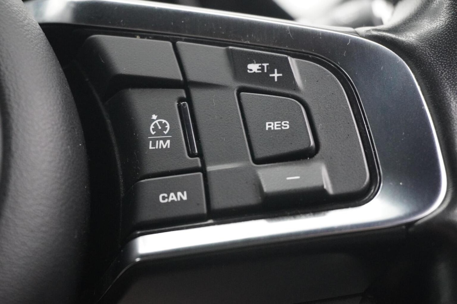 Used Jaguar E-Pace 2019 for sale - 77271005: Photo 48