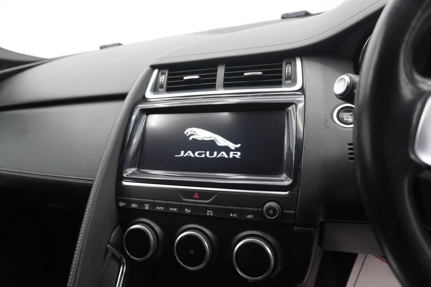 Used Jaguar E-Pace 2019 for sale - 77271005: Photo 56