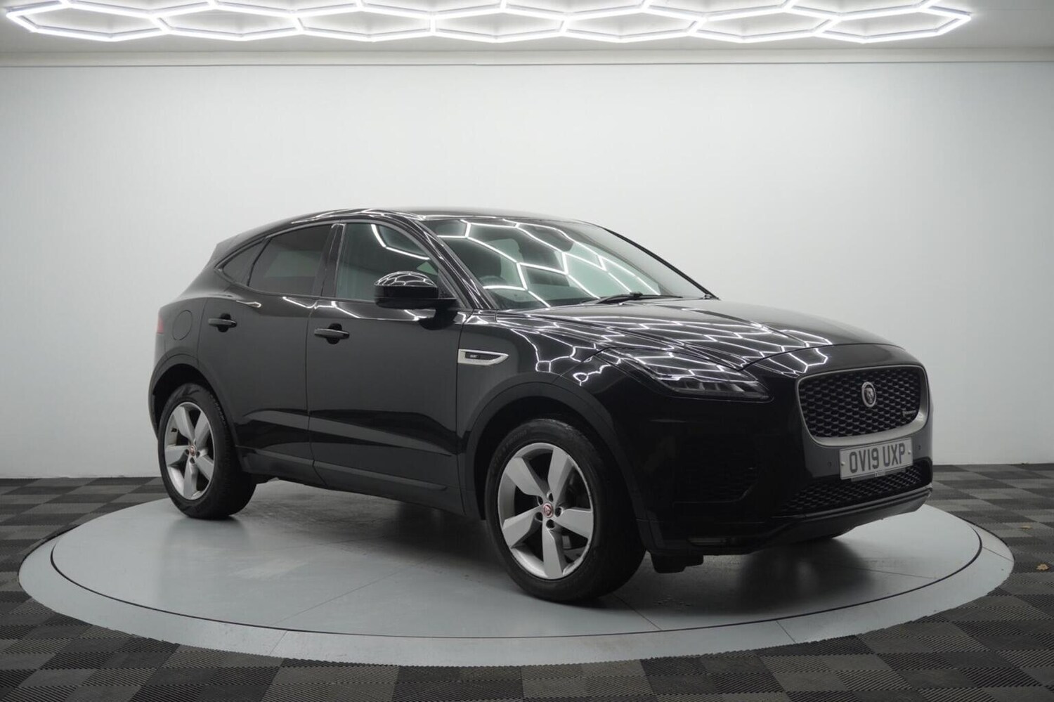 Used Jaguar E-Pace 2019 for sale - 77271005: Photo 8