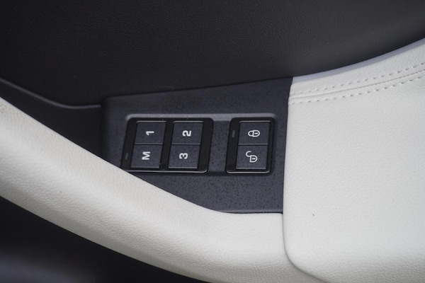 Used Jaguar F-Pace 2017 for sale - 76211835: Photo 23