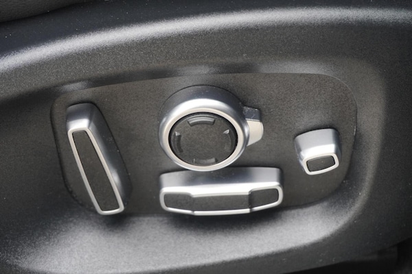 Used Jaguar F-Pace 2017 for sale - 76211835: Photo 27