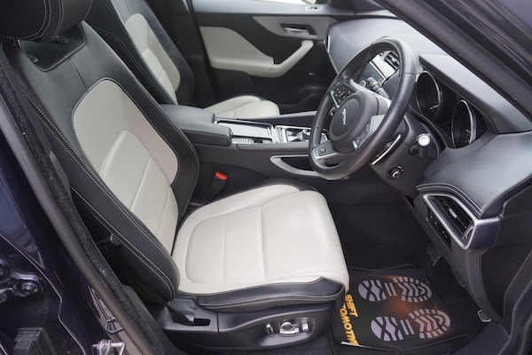 Used Jaguar F-Pace 2017 for sale - 76211835: Photo 2