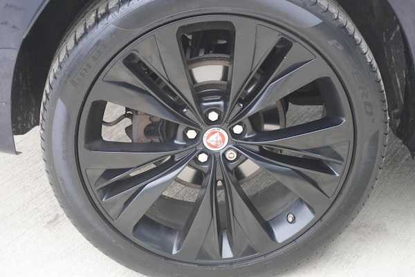 Used Jaguar F-Pace 2017 for sale - 76211835: Photo 37