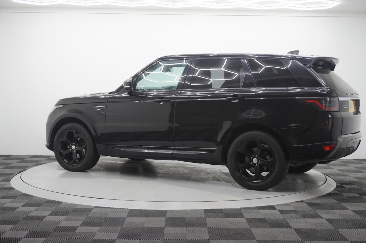 Used Land Rover Range Rover Sport 2018 for sale - 77465795: Photo 15