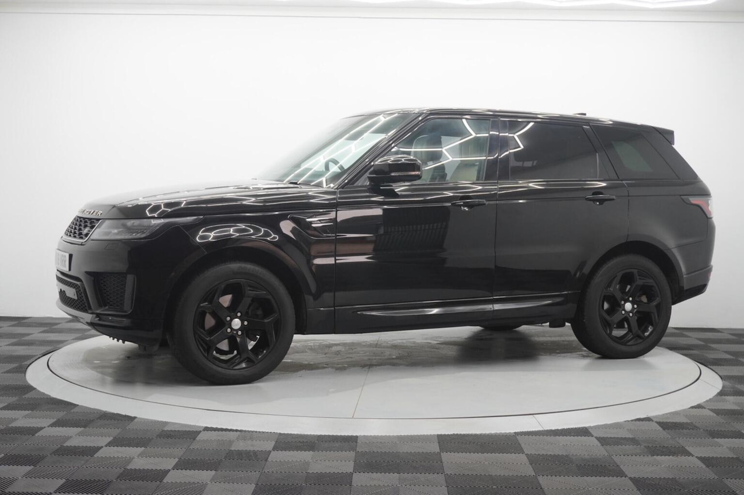 Used Land Rover Range Rover Sport 2018 for sale - 77465795: Photo 17