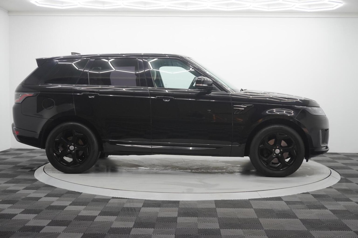 Used Land Rover Range Rover Sport 2018 for sale - 77465795: Photo 20