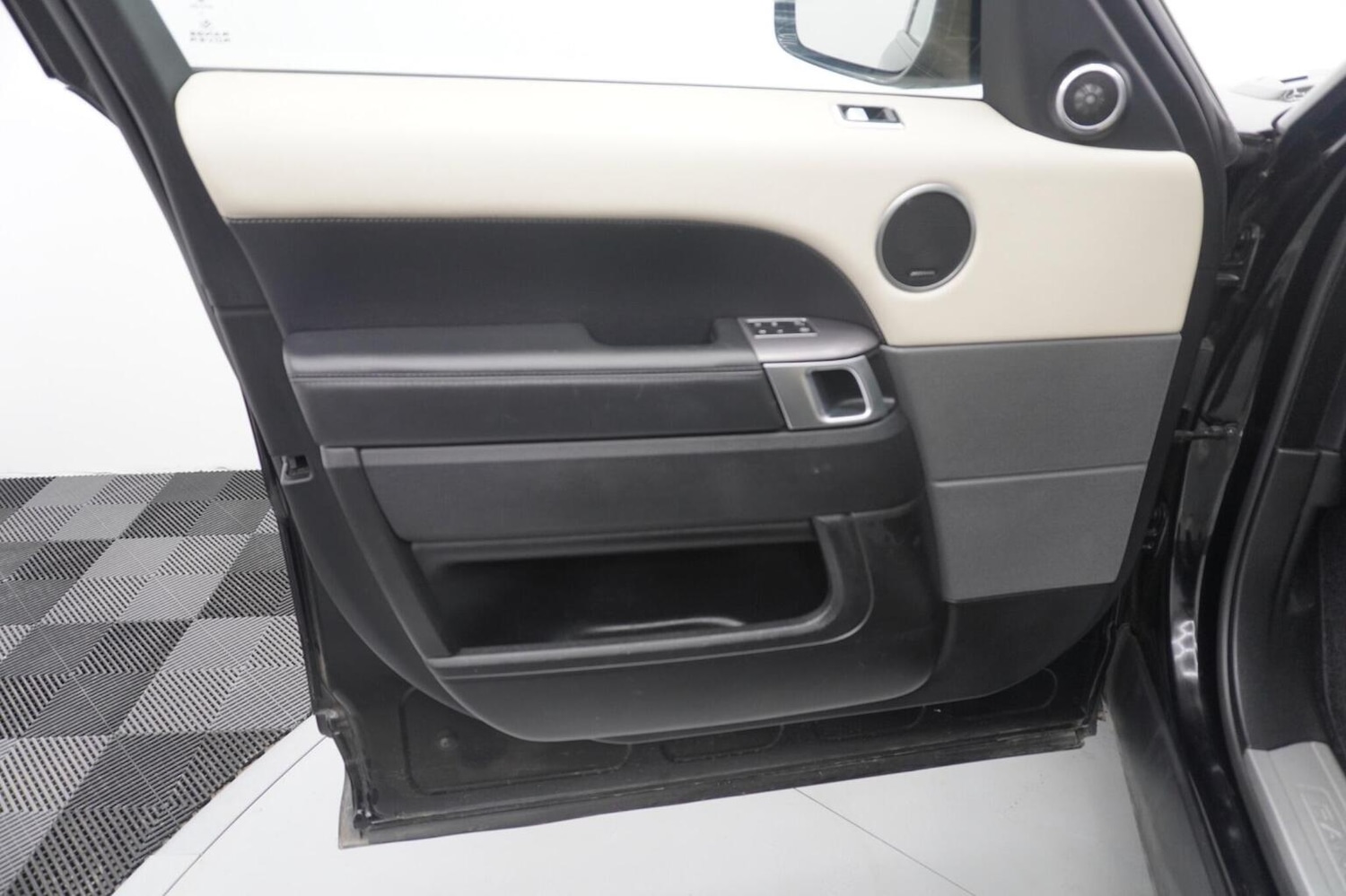 Used Land Rover Range Rover Sport 2018 for sale - 77465795: Photo 45