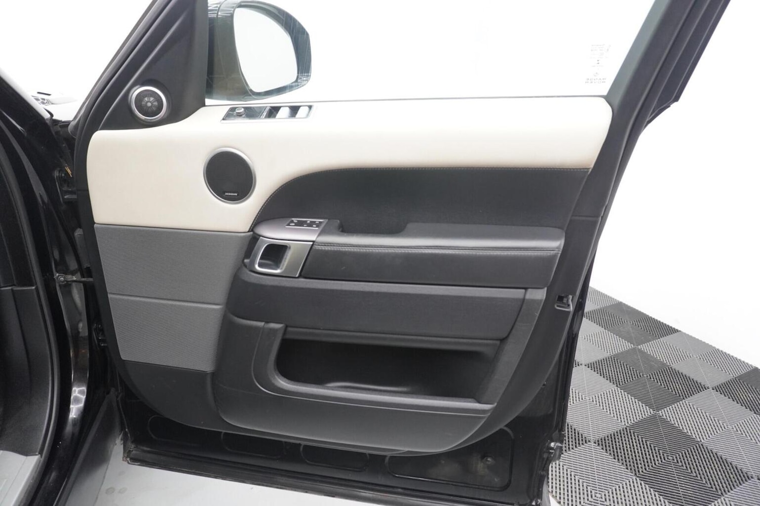 Used Land Rover Range Rover Sport 2018 for sale - 77465795: Photo 46