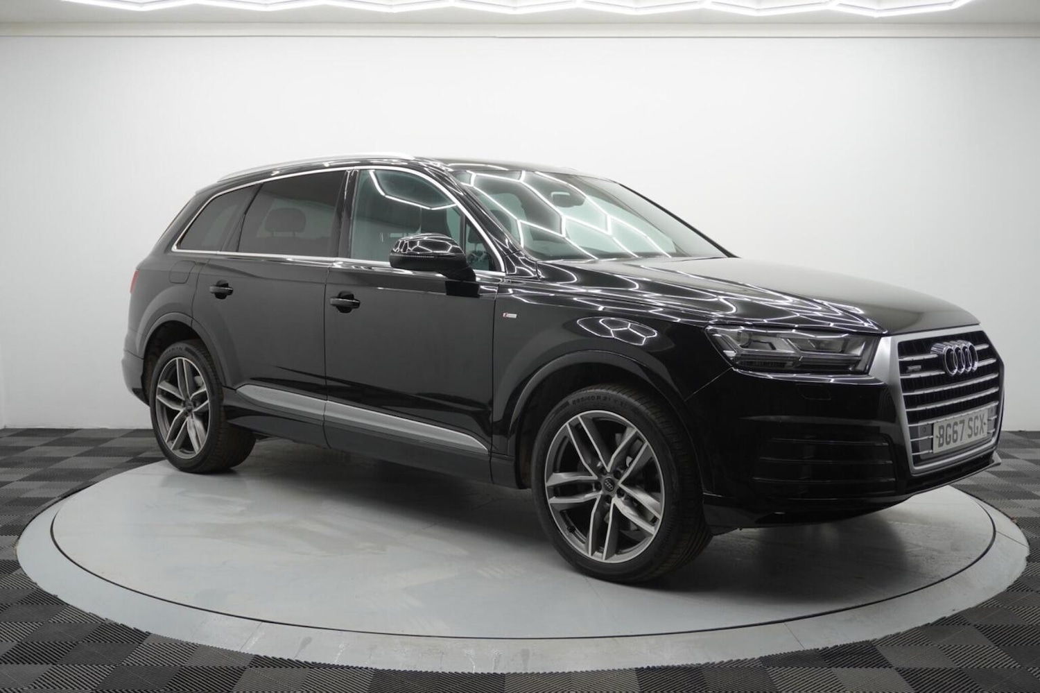 Used Audi Q7 2017 for sale - 77129632: Photo 7
