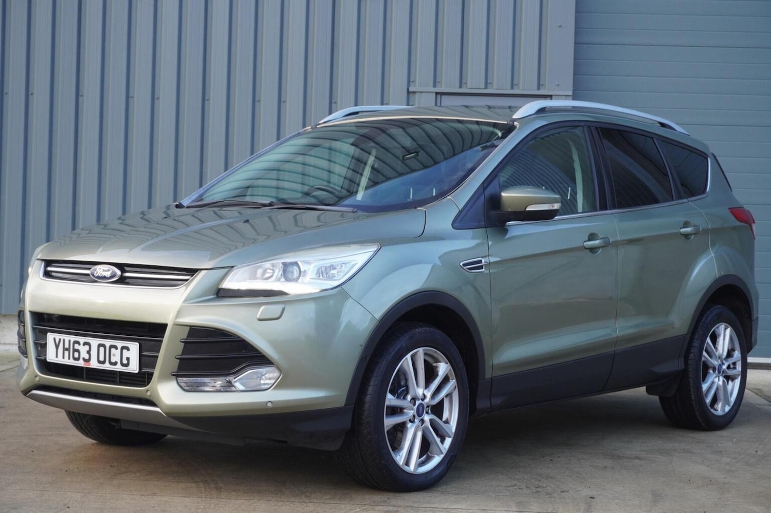 Used Ford Kuga 2013 for sale - 76347110: Photo 2