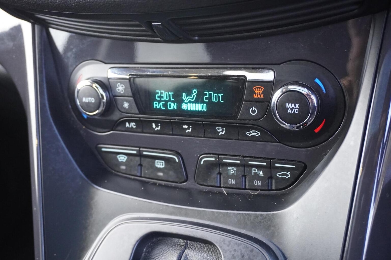 Used Ford Kuga 2013 for sale - 76347110: Photo 22