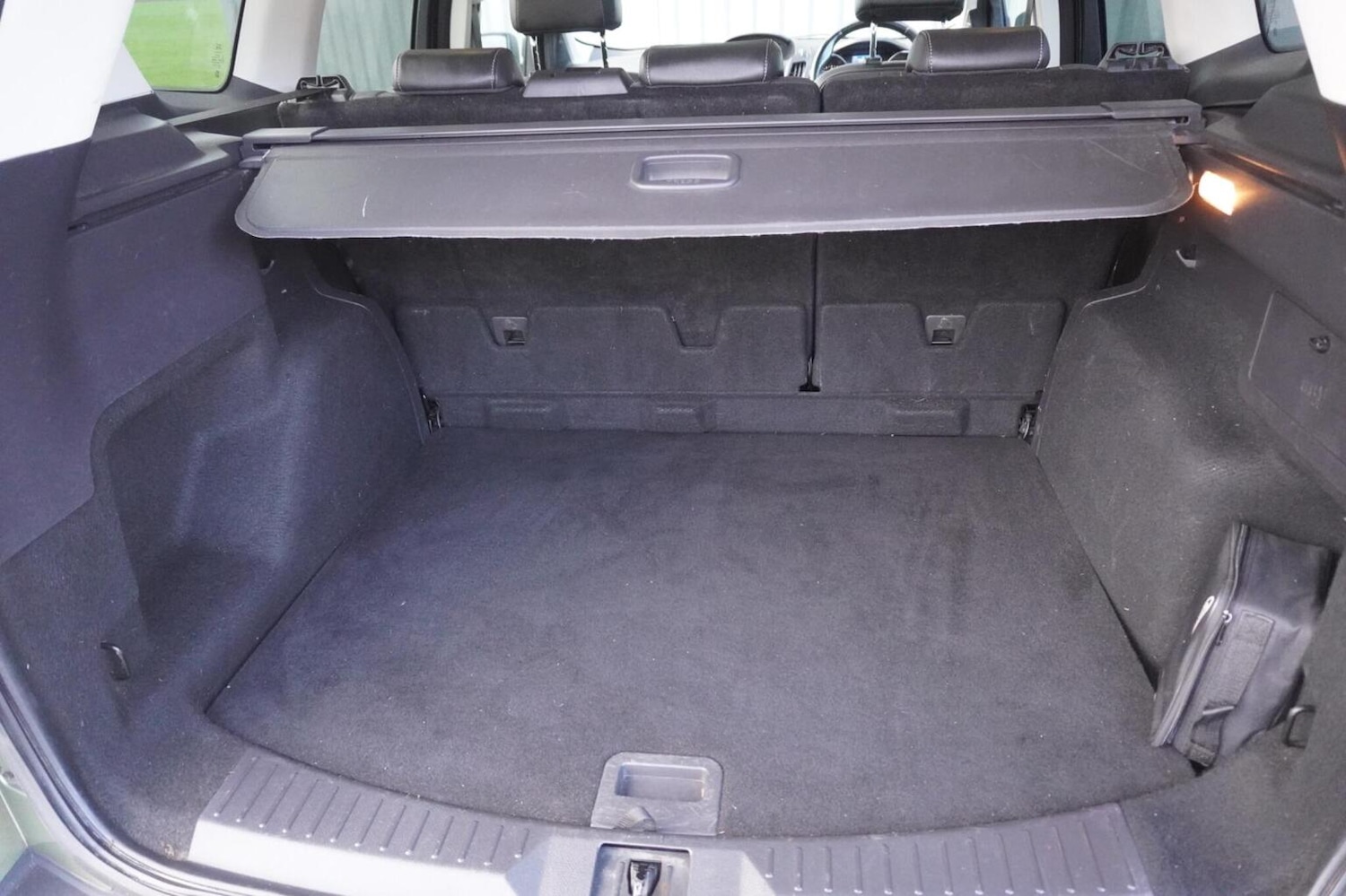 Used Ford Kuga 2013 for sale - 76347110: Photo 29