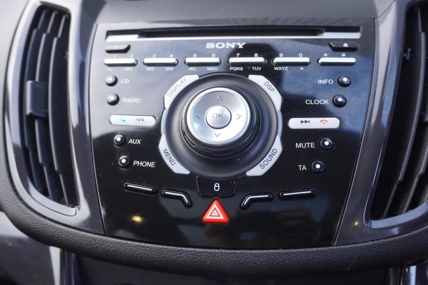 Used Ford Kuga 2013 for sale - 76347110: Photo 32