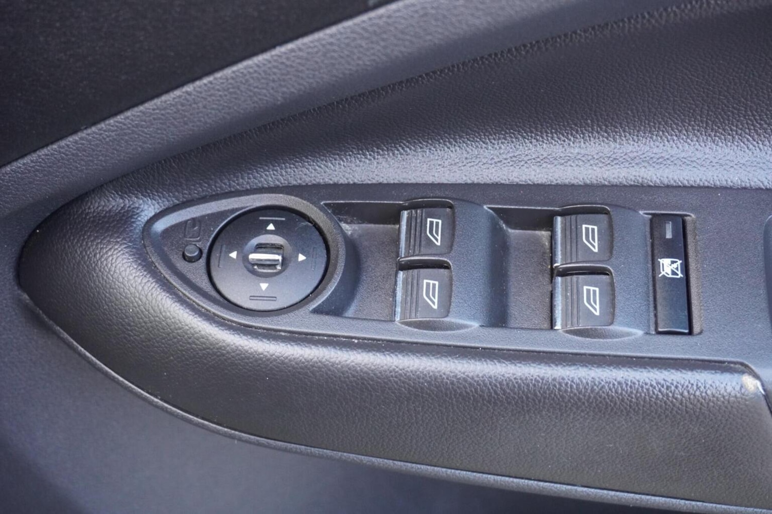 Used Ford Kuga 2013 for sale - 76347110: Photo 36