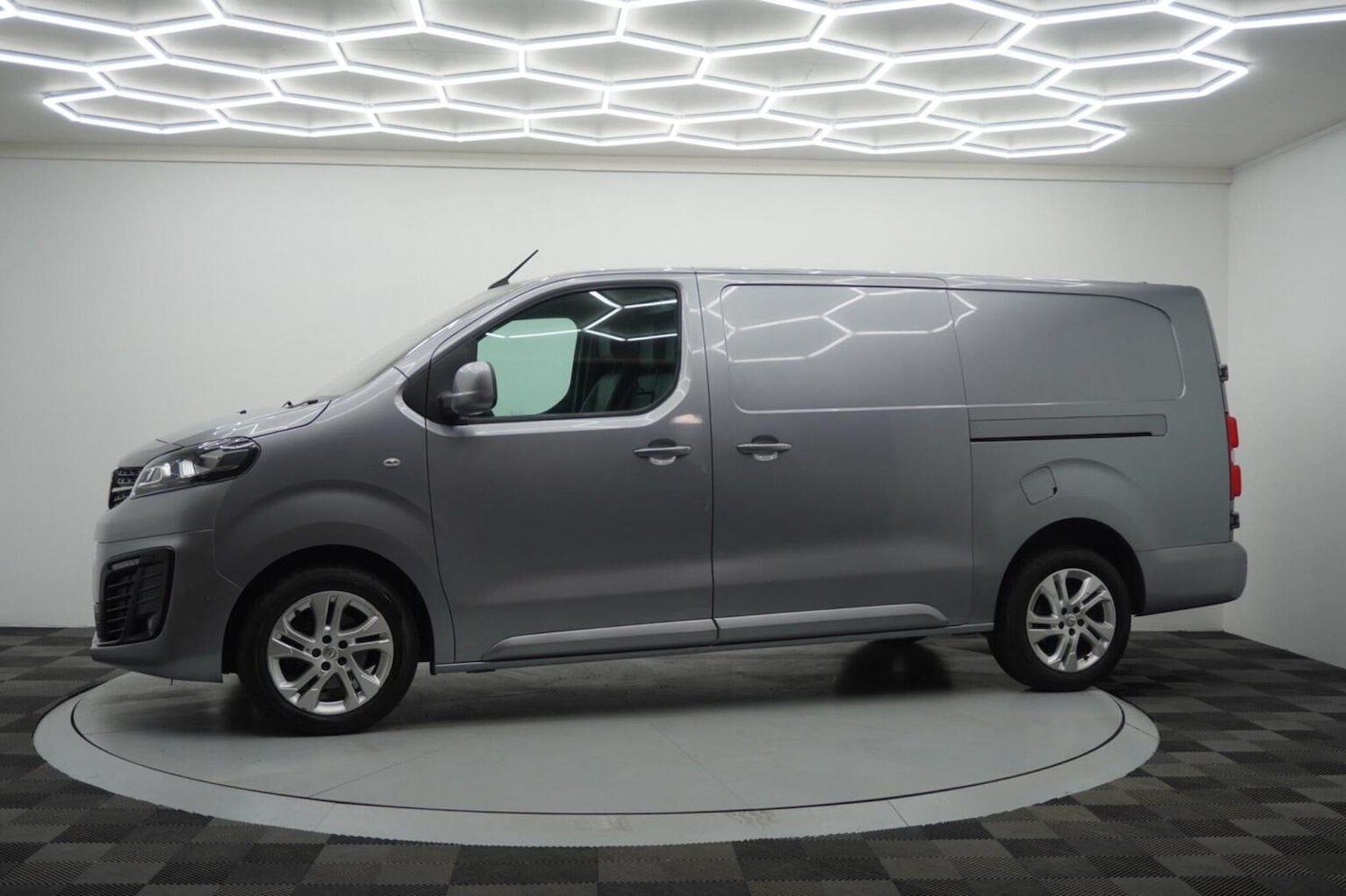 Used Vauxhall Vivaro 2019 for sale - 77154384: Photo 14