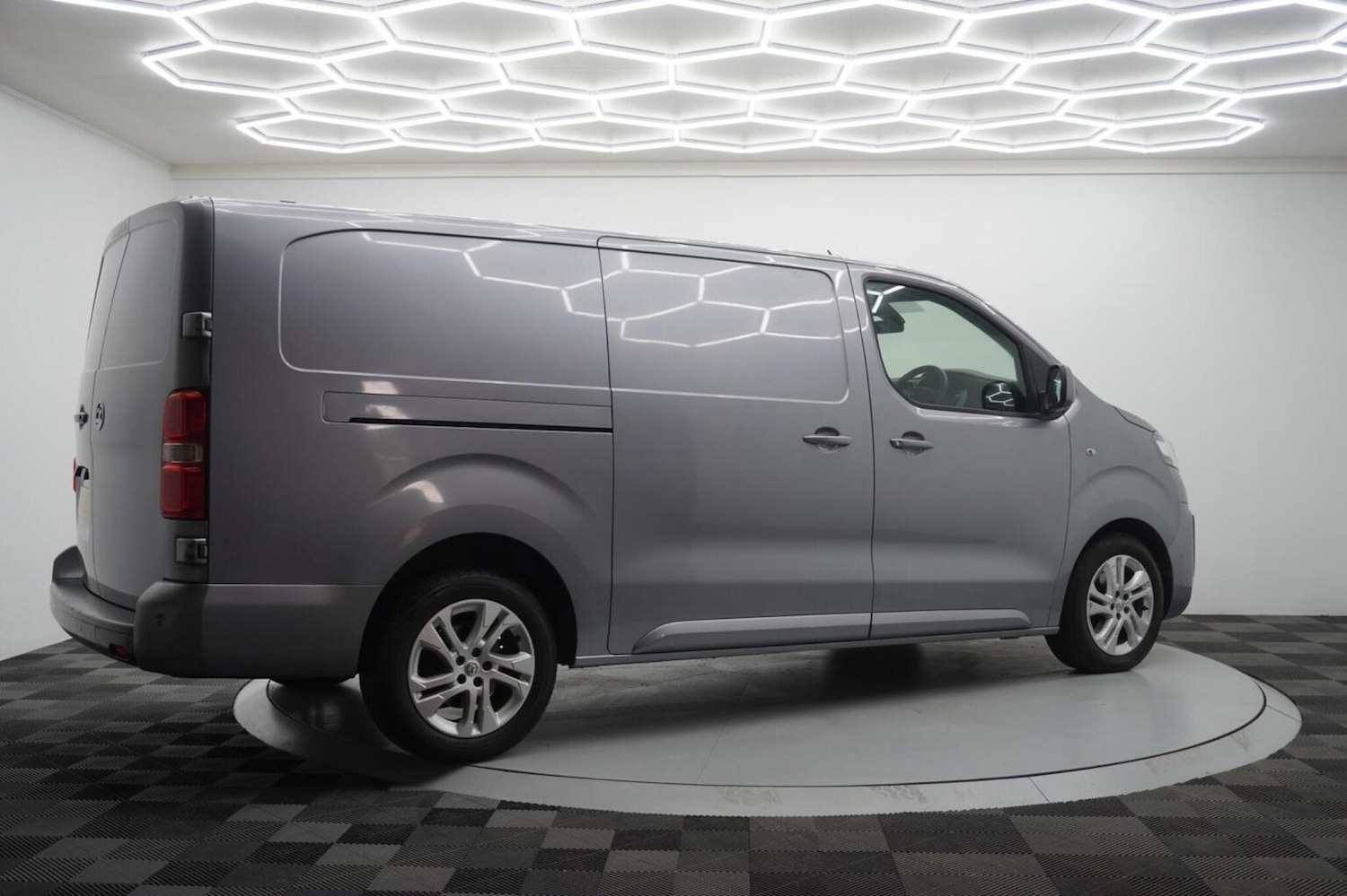 Used Vauxhall Vivaro 2019 for sale - 77154384: Photo 22