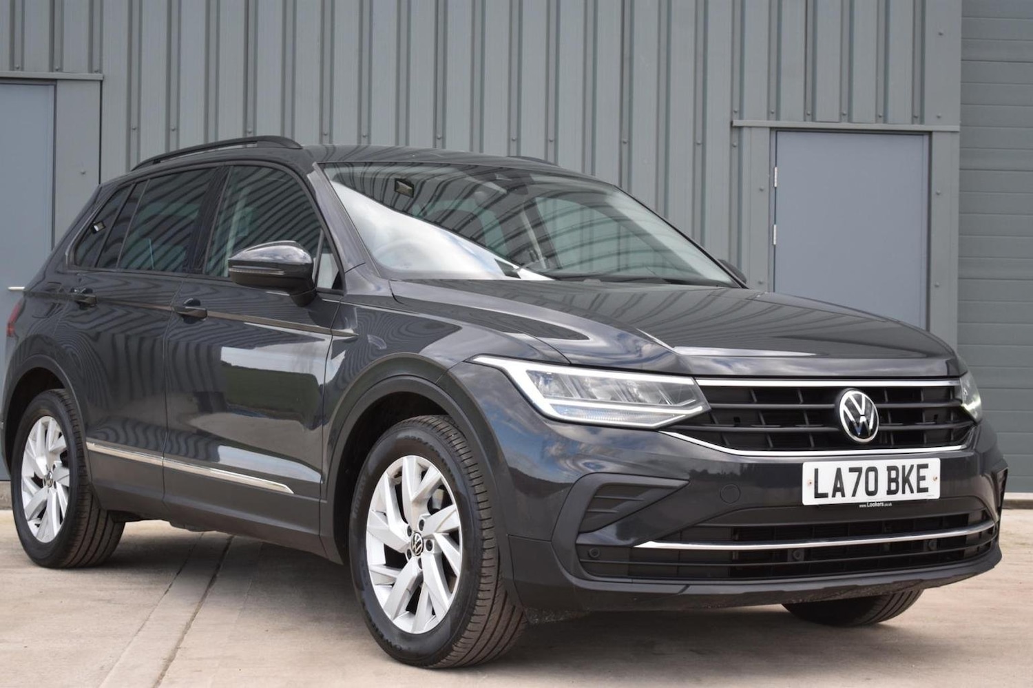 Used Volkswagen Tiguan 2021 for sale - 76794150: Photo 2