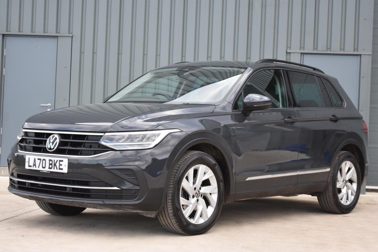 Used Volkswagen Tiguan 2021 for sale - 76794150: Photo 3