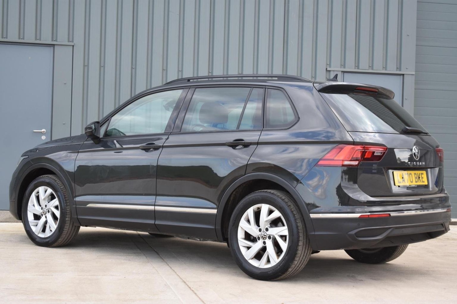 Used Volkswagen Tiguan 2021 for sale - 76794150: Photo 5