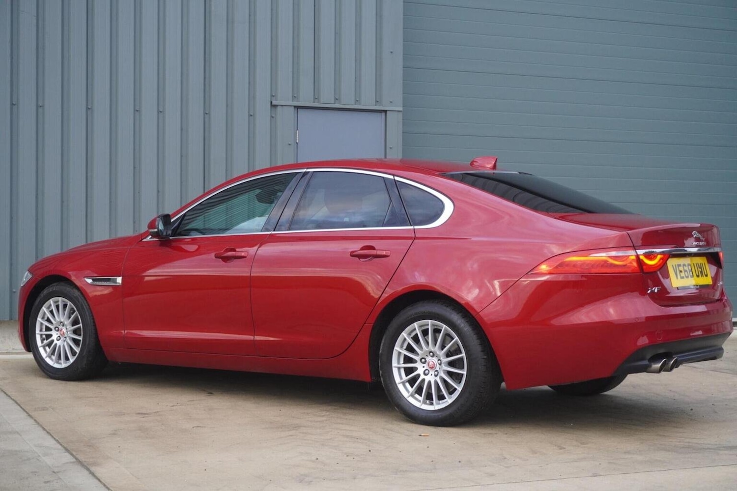 Used Jaguar XF 2018 for sale - 76281459: Photo 10