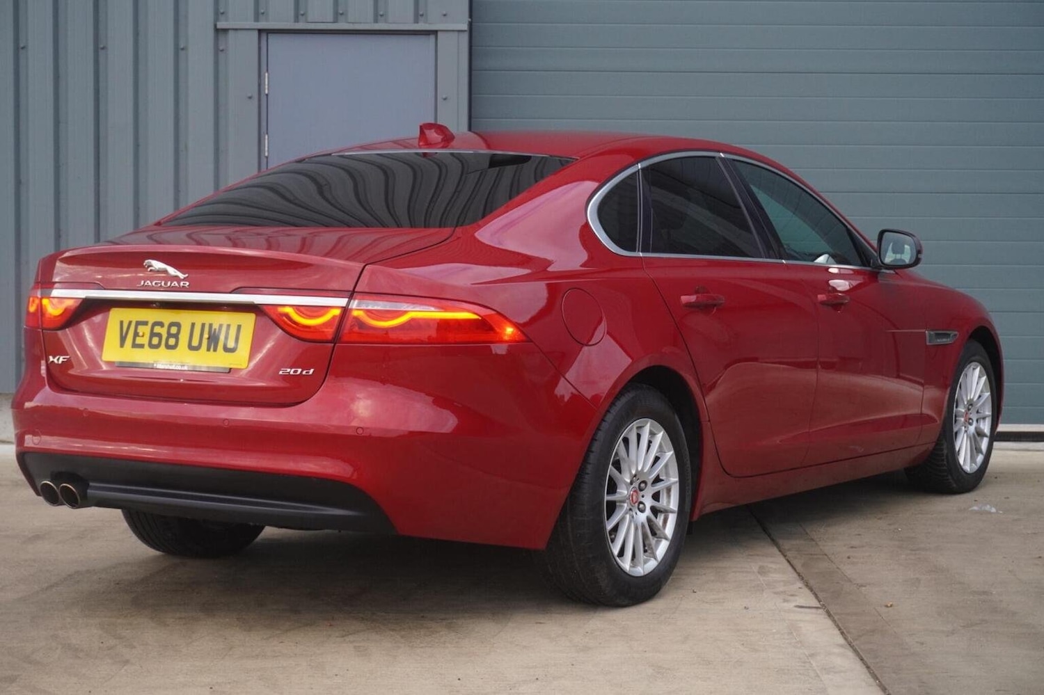 Used Jaguar XF 2018 for sale - 76281459: Photo 12