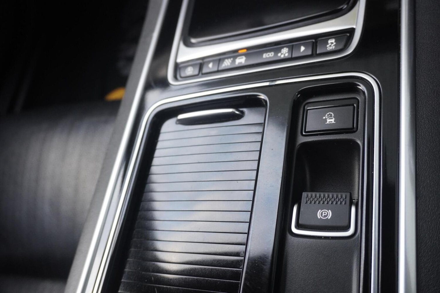 Used Jaguar XF 2018 for sale - 76281459: Photo 21