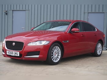Used Jaguar XF 2018 for sale - 76281459: Photo