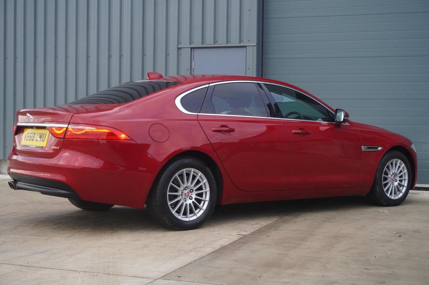 Used Jaguar XF 2018 for sale - 76281459: Photo 40