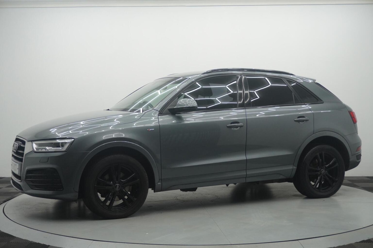 Used Audi Q3 2015 for sale - 77494861: Photo 12