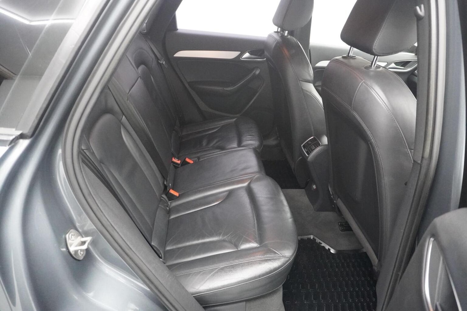 Used Audi Q3 2015 for sale - 77494861: Photo 31