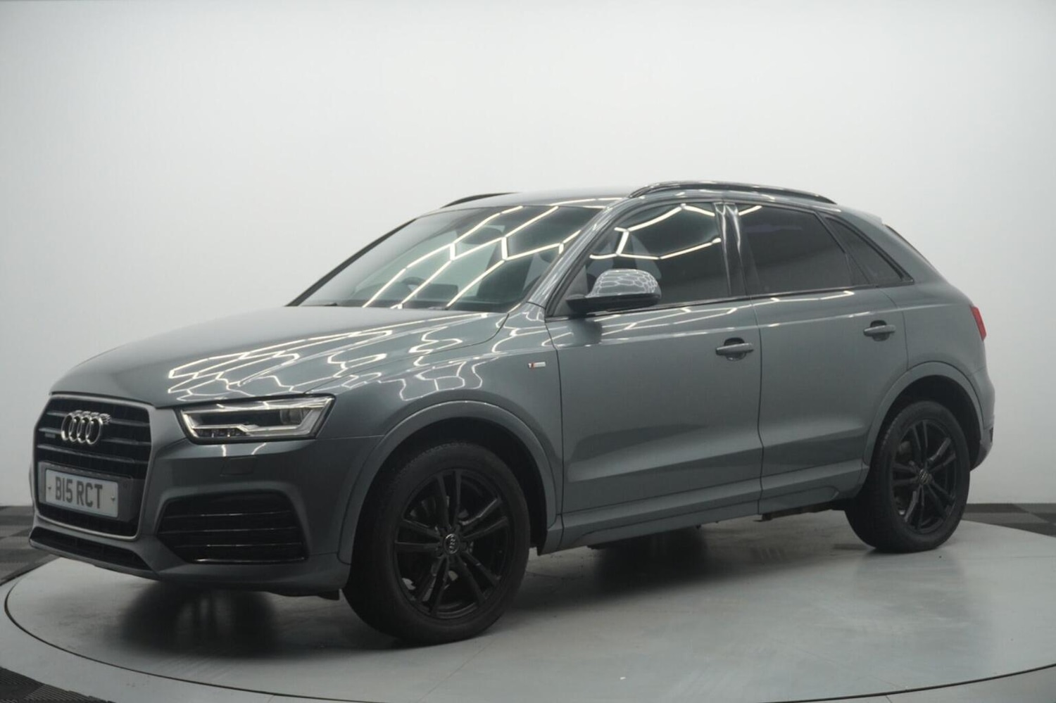 Used Audi Q3 2015 for sale - 77494861: Photo 4