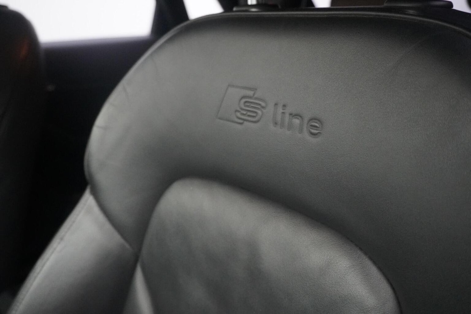 Used Audi Q3 2015 for sale - 77494861: Photo 47