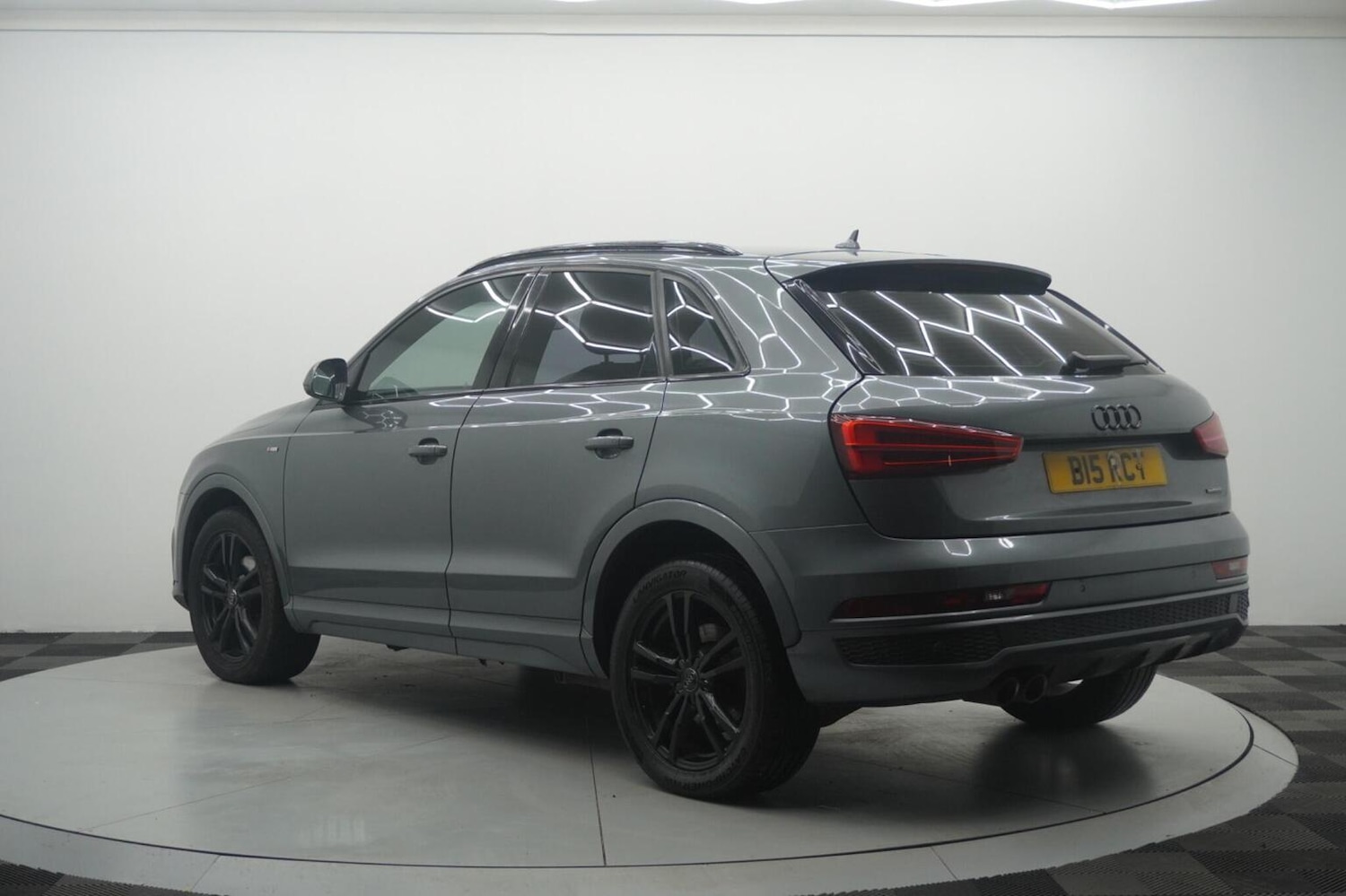 Used Audi Q3 2015 for sale - 77494861: Photo 9