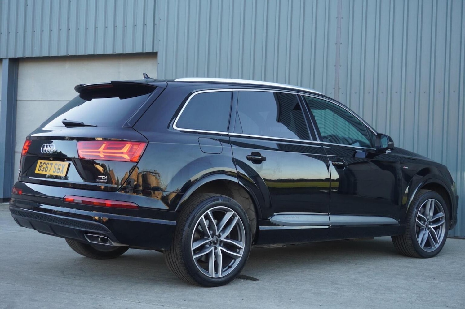 Used Audi Q7 2017 for sale - 76347152: Photo 13