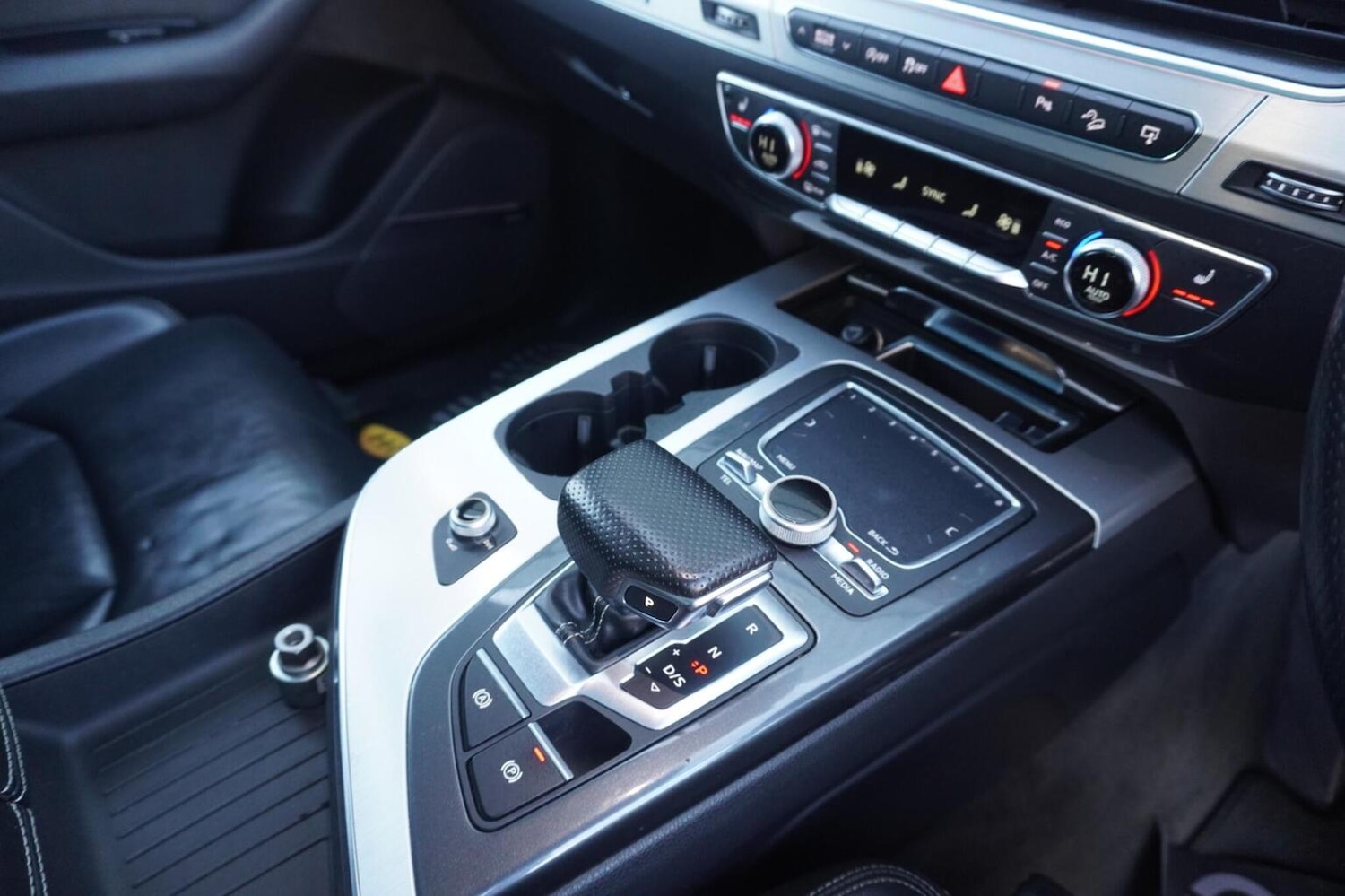 Used Audi Q7 2017 for sale - 76347152: Photo 16