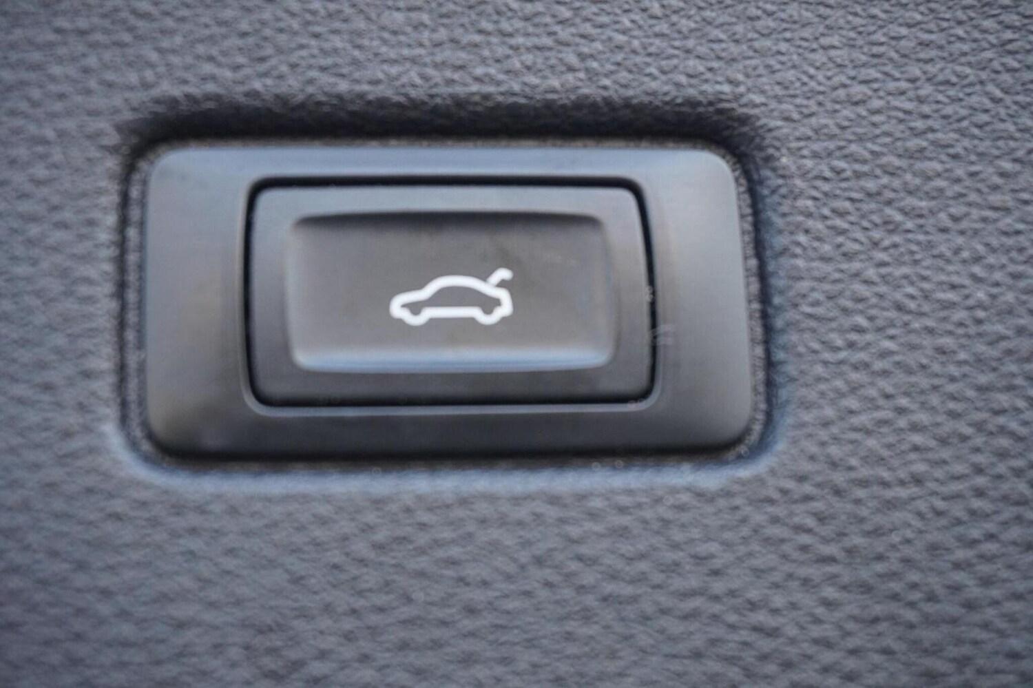 Used Audi Q7 2017 for sale - 76347152: Photo 30