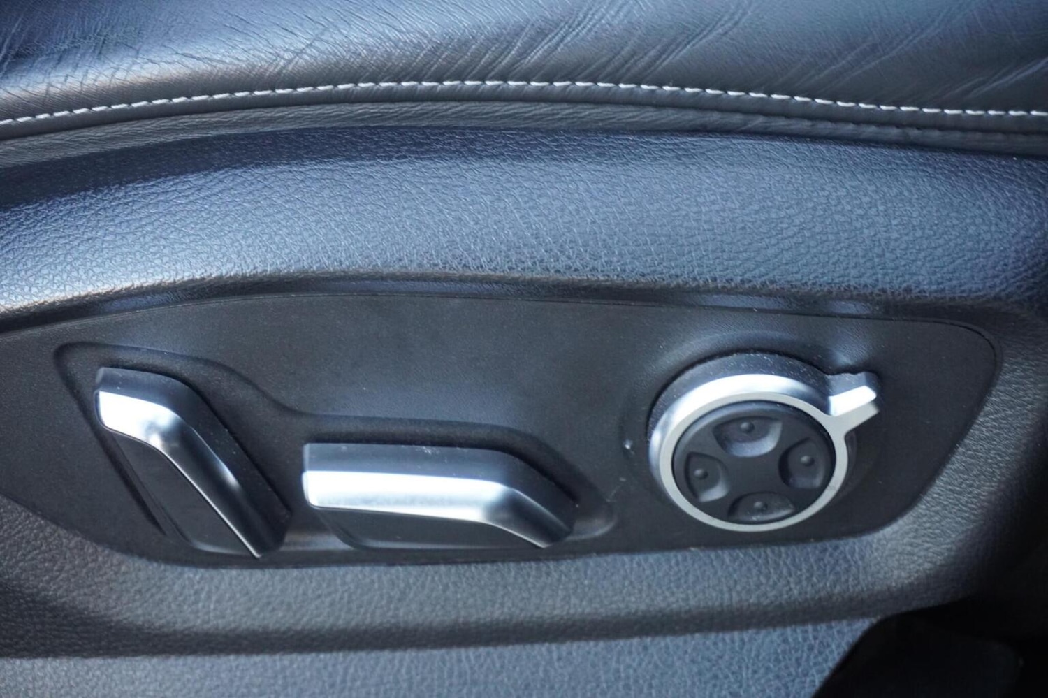 Used Audi Q7 2017 for sale - 76347152: Photo 35