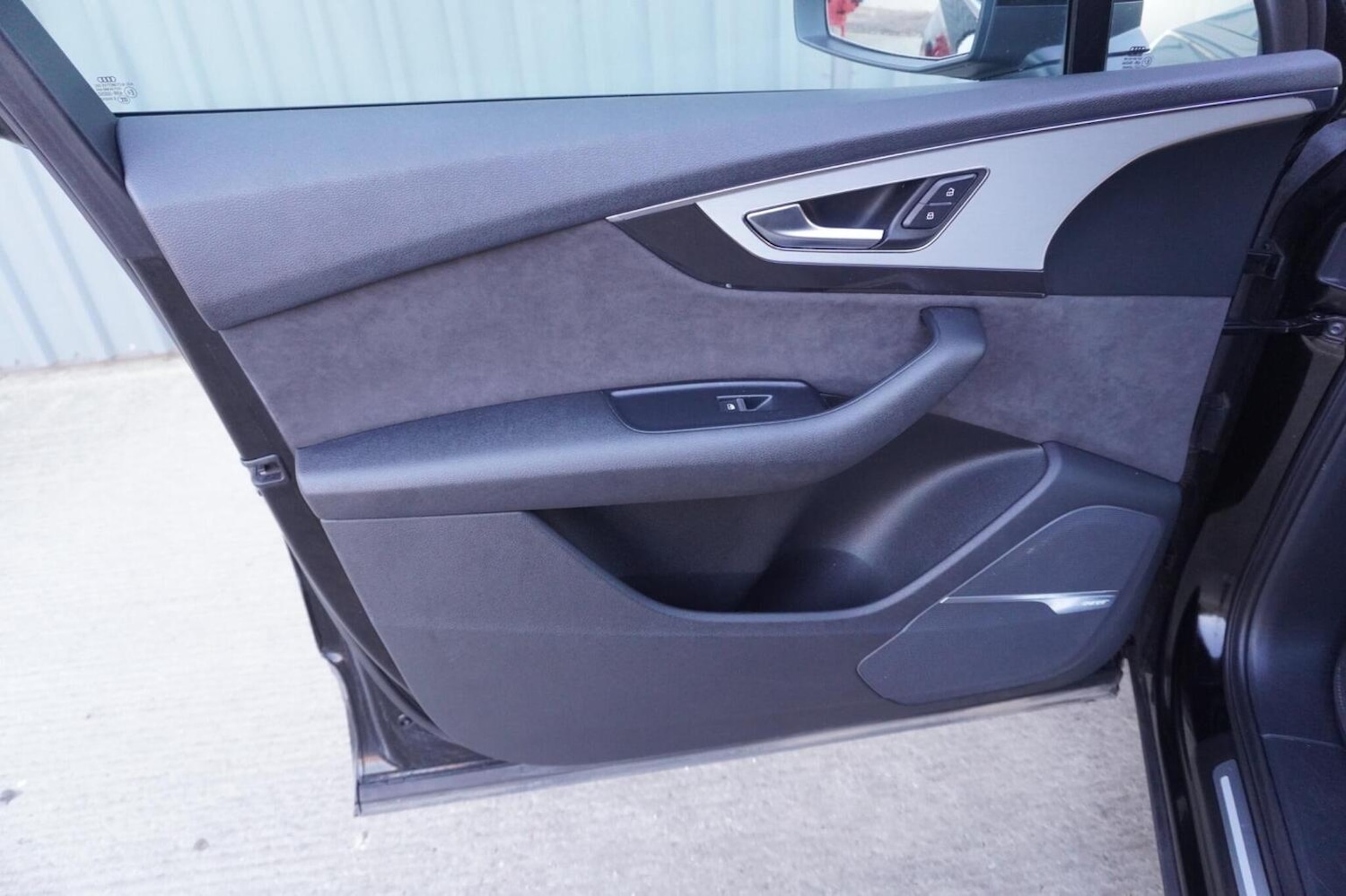 Used Audi Q7 2017 for sale - 76347152: Photo 41