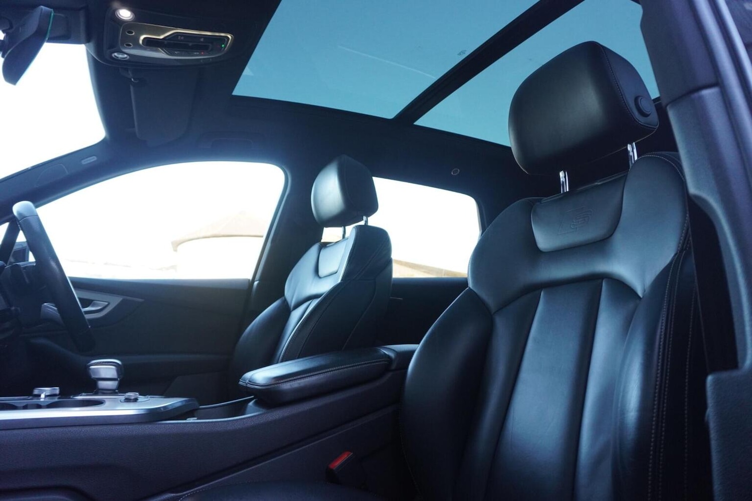 Used Audi Q7 2017 for sale - 76347152: Photo 47