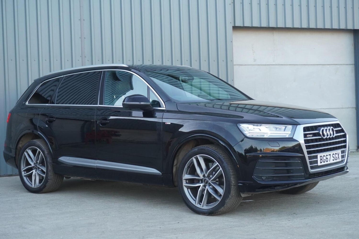 Used Audi Q7 2017 for sale - 76347152: Photo 6