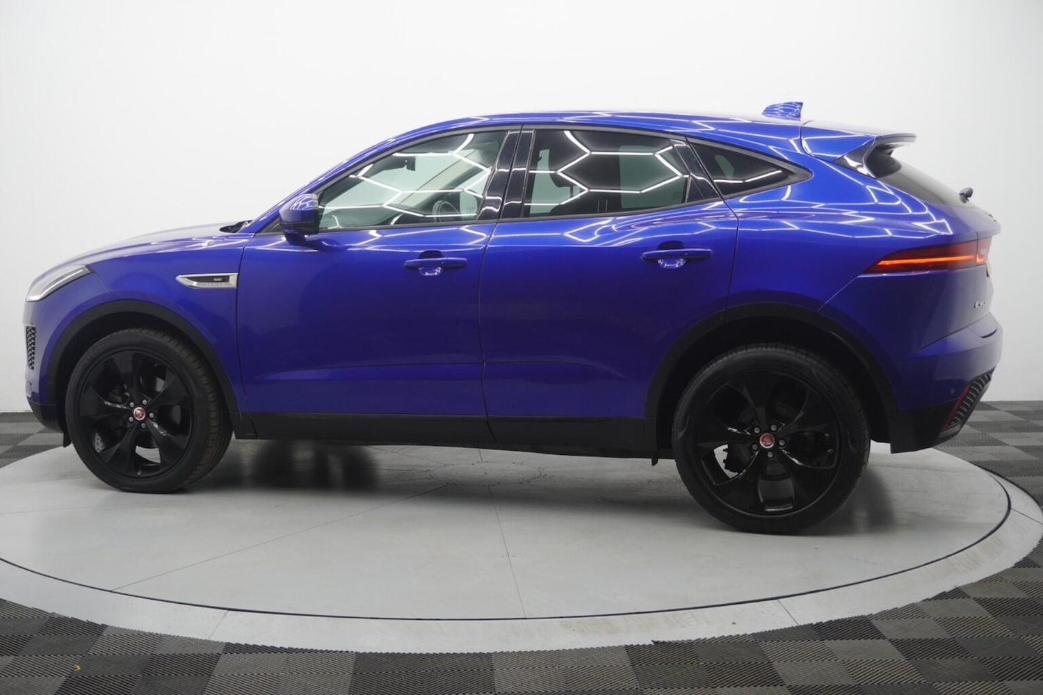 Used Jaguar E-Pace 2018 for sale - 77997287: Photo 24
