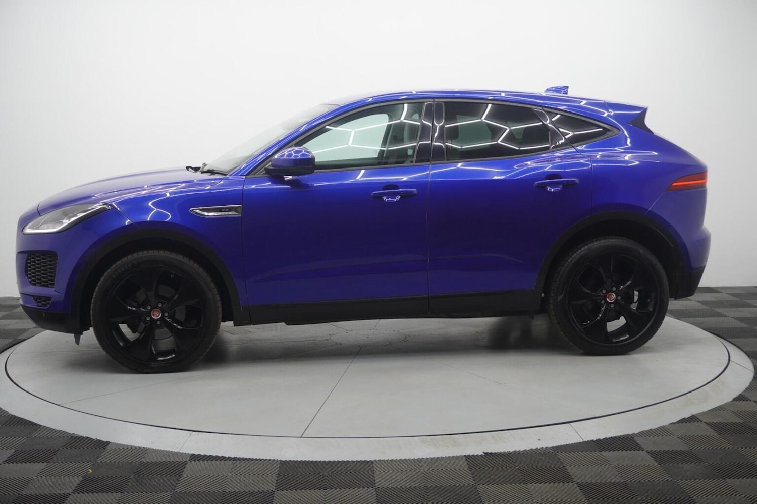 Used Jaguar E-Pace 2018 for sale - 77997287: Photo 25