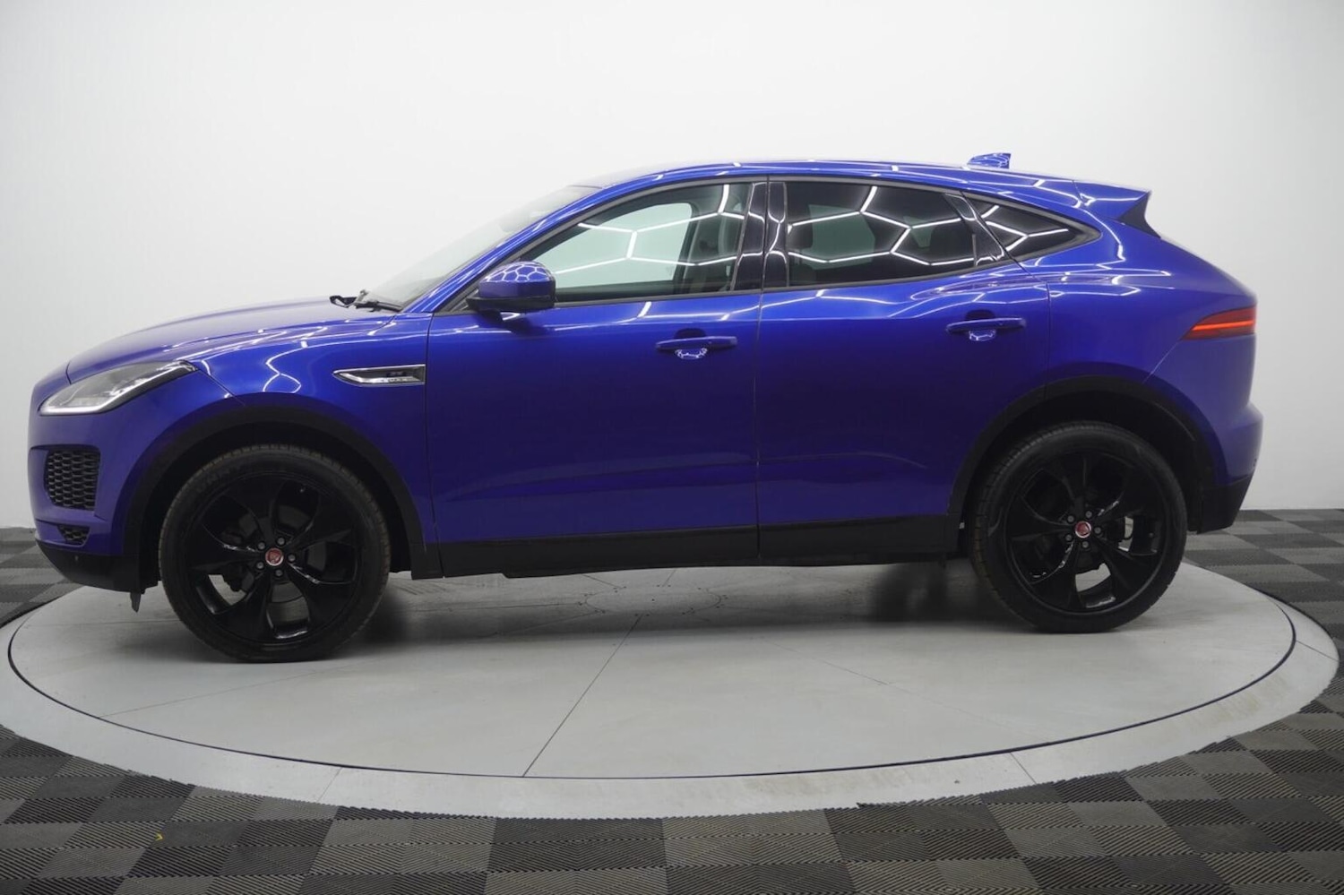 Used Jaguar E-Pace 2018 for sale - 77997287: Photo 28