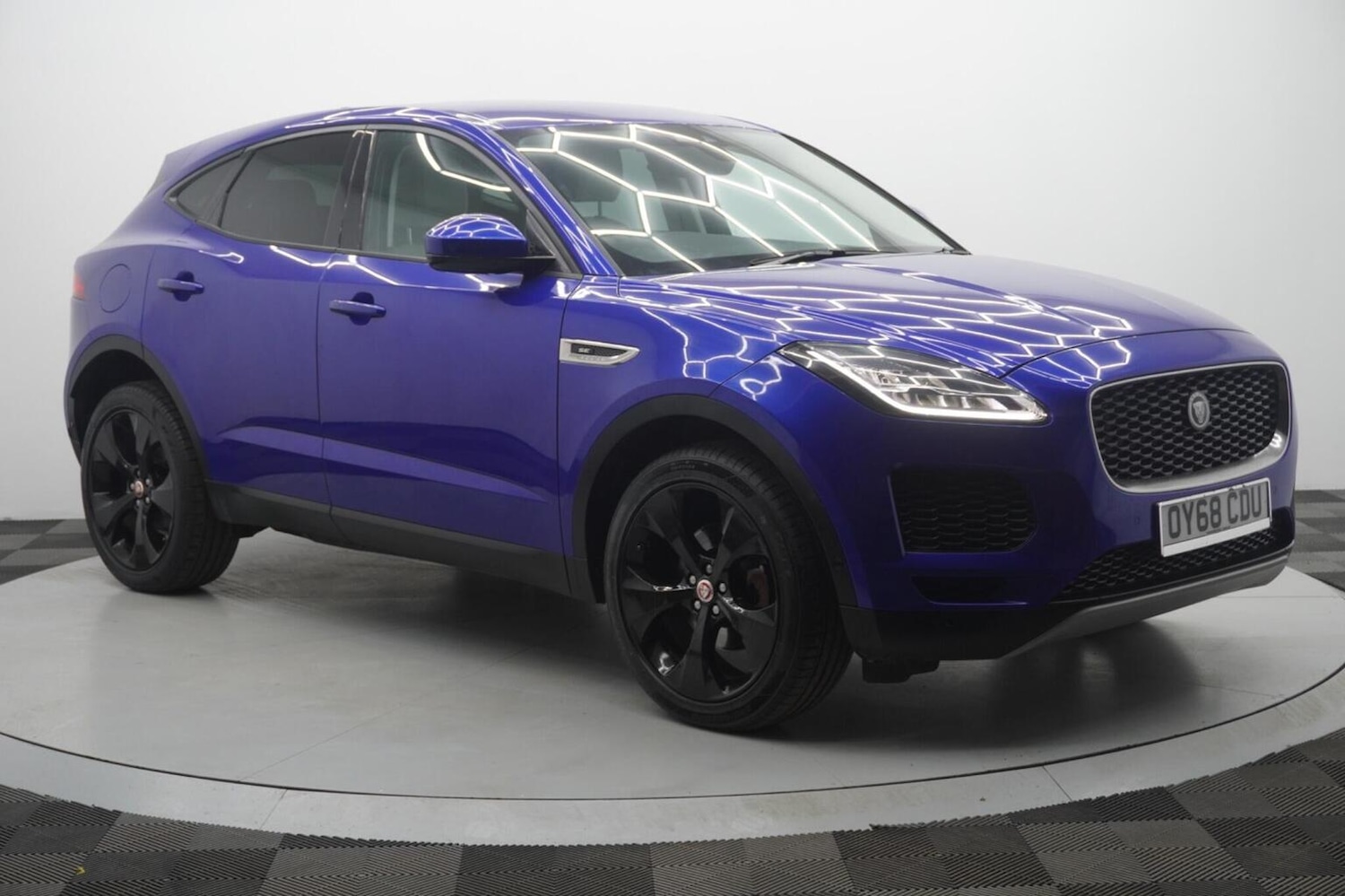 Used Jaguar E-Pace 2018 for sale - 77997287: Photo 3