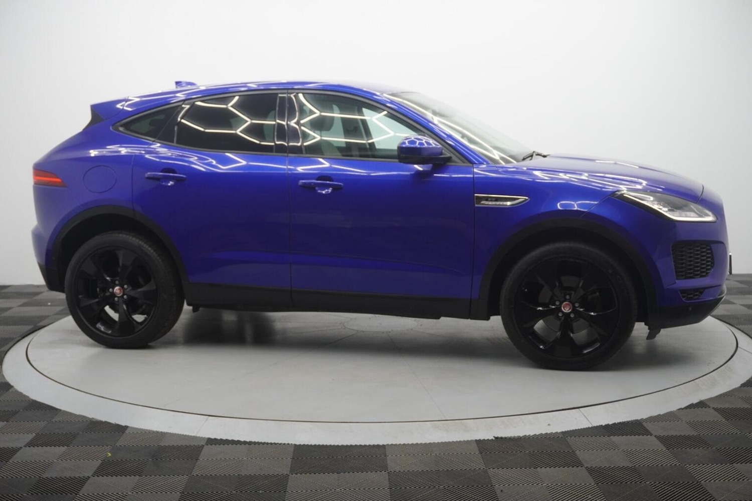 Used Jaguar E-Pace 2018 for sale - 77997287: Photo 34