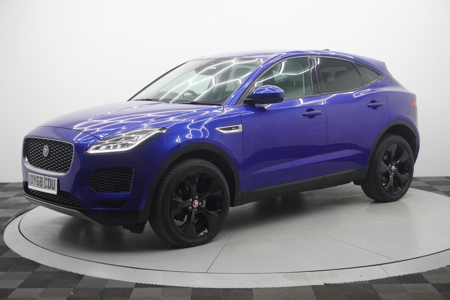 Used Jaguar E-Pace 2018 for sale - 77997287: Photo 4