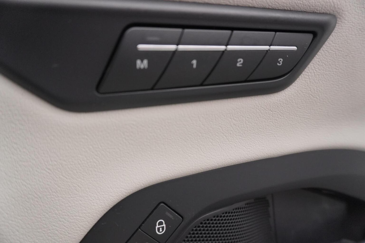 Used Jaguar E-Pace 2018 for sale - 77997287: Photo 68