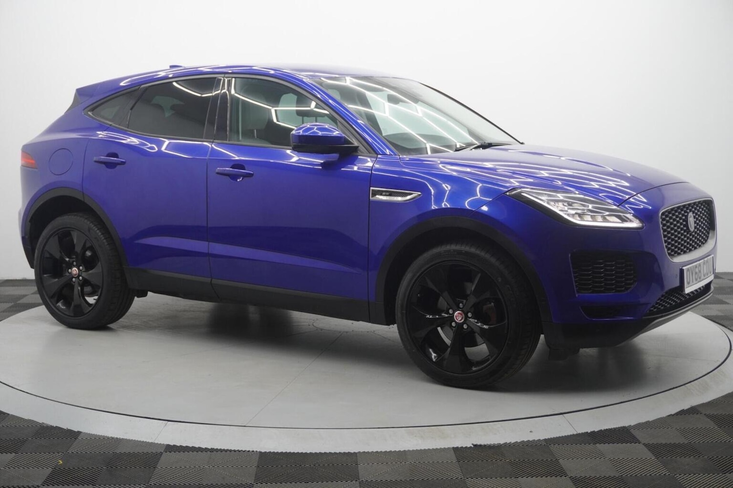 Used Jaguar E-Pace 2018 for sale - 77997287: Photo 8