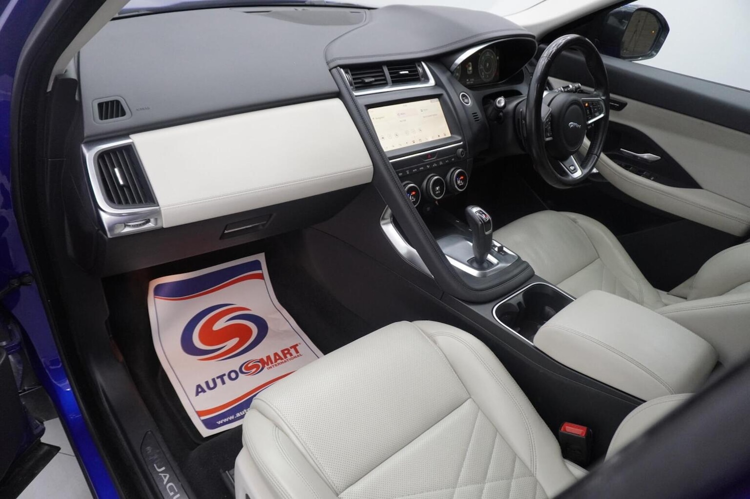 Used Jaguar E-Pace 2018 for sale - 77997287: Photo 81