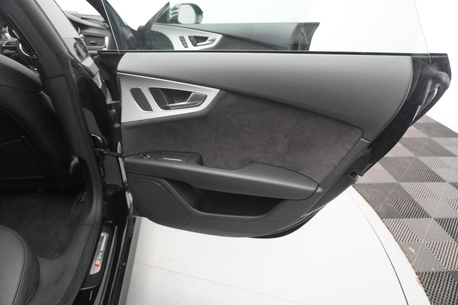 Used Audi A7 2017 for sale - 77522104: Photo 44